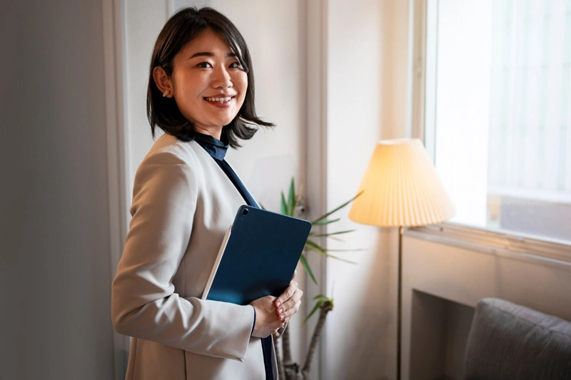 Personal hotel din Asia la recepție